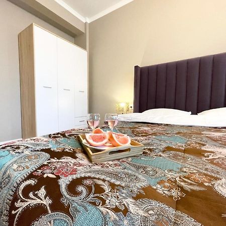 Прекрасная Квартира В Г. Алматы Almaty Ngoại thất bức ảnh